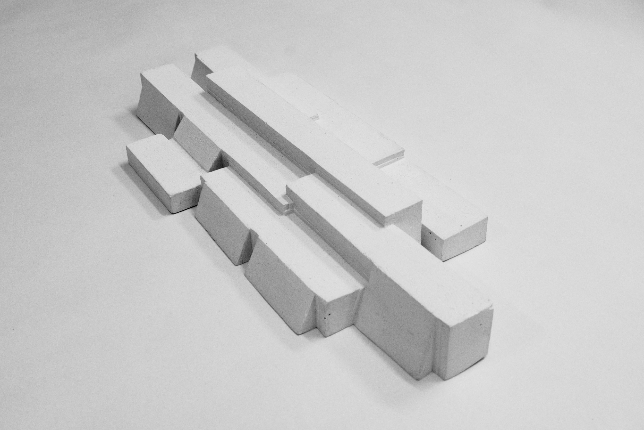 Ein Gipsmodell von Hubert Matthaeus Pfaffenbichler, im Rahmen von Studio Raumgestaltung auf der Technischen Universität Wien